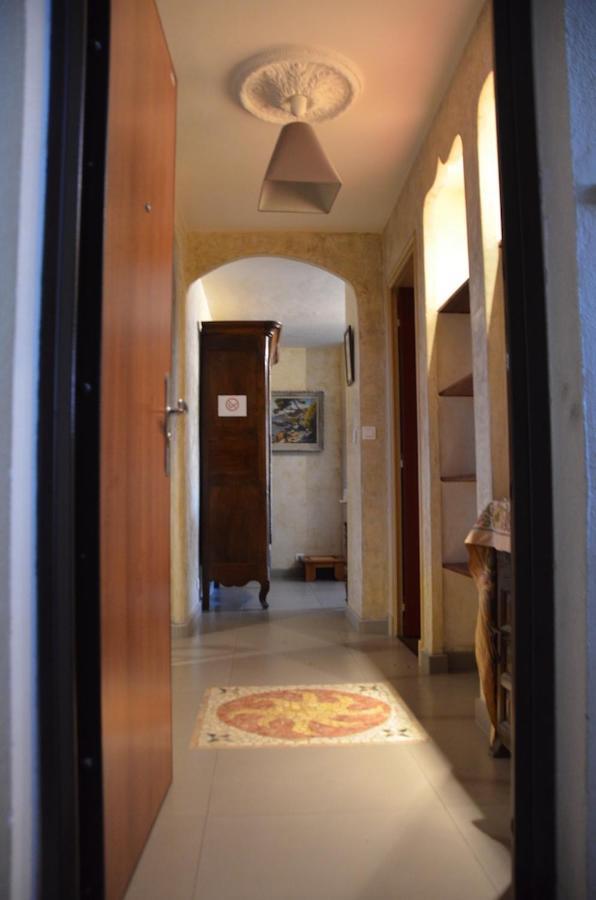 Portman Cosy Apartment ตูลง ภายนอก รูปภาพ