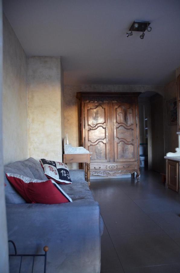 Portman Cosy Apartment ตูลง ภายนอก รูปภาพ